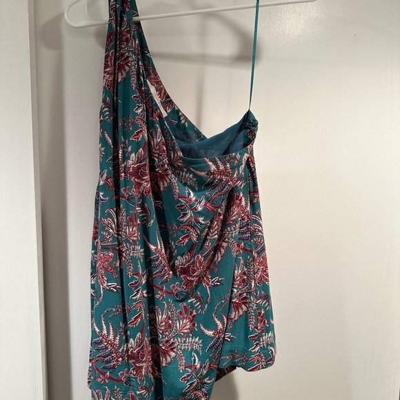 Top - Picture 1 of 3